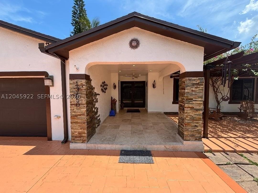 13650 Sw 283rd Ter #0 - Photo 3 of 44