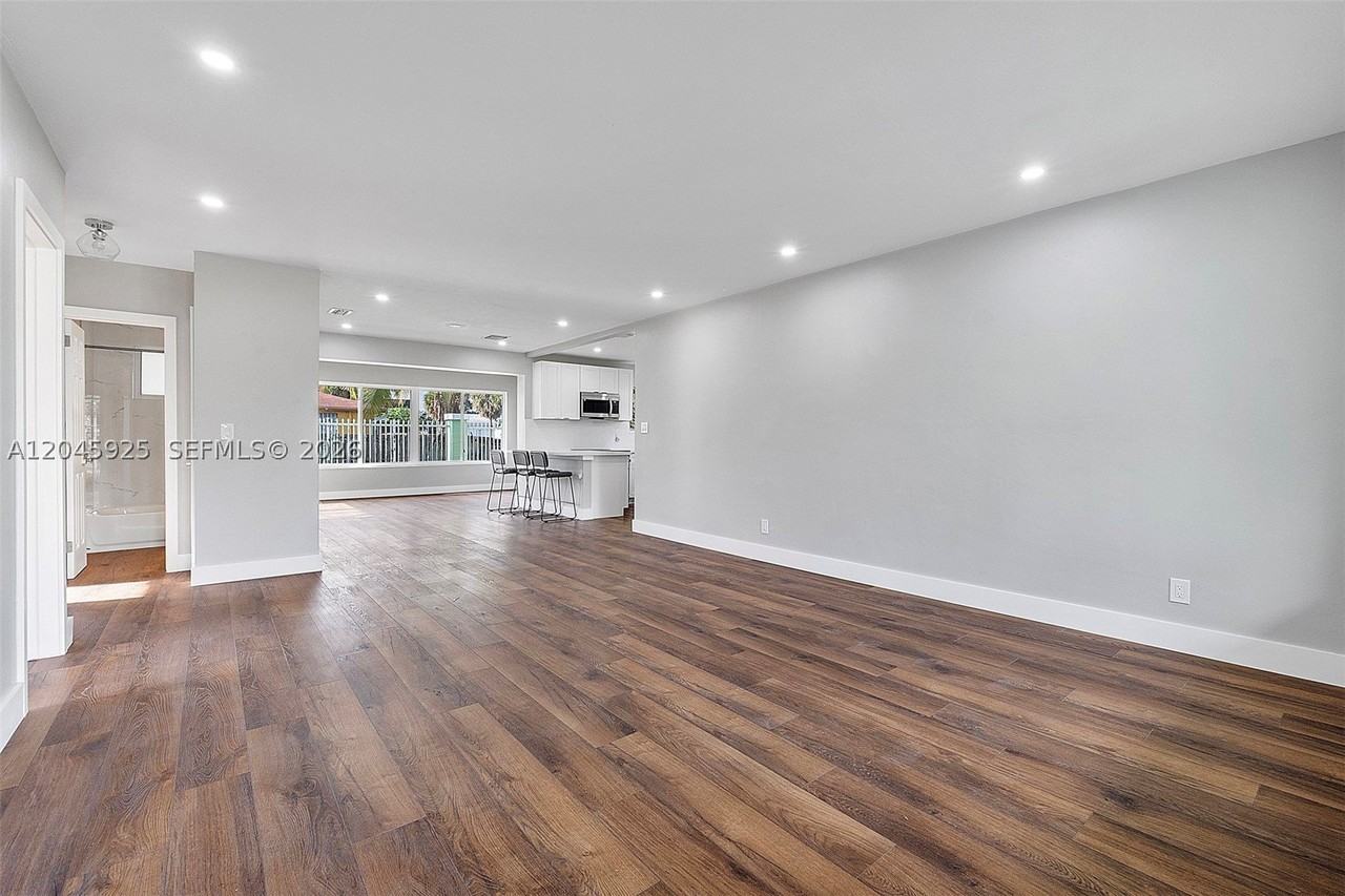 2230 Atlanta St - Photo 5 of 24