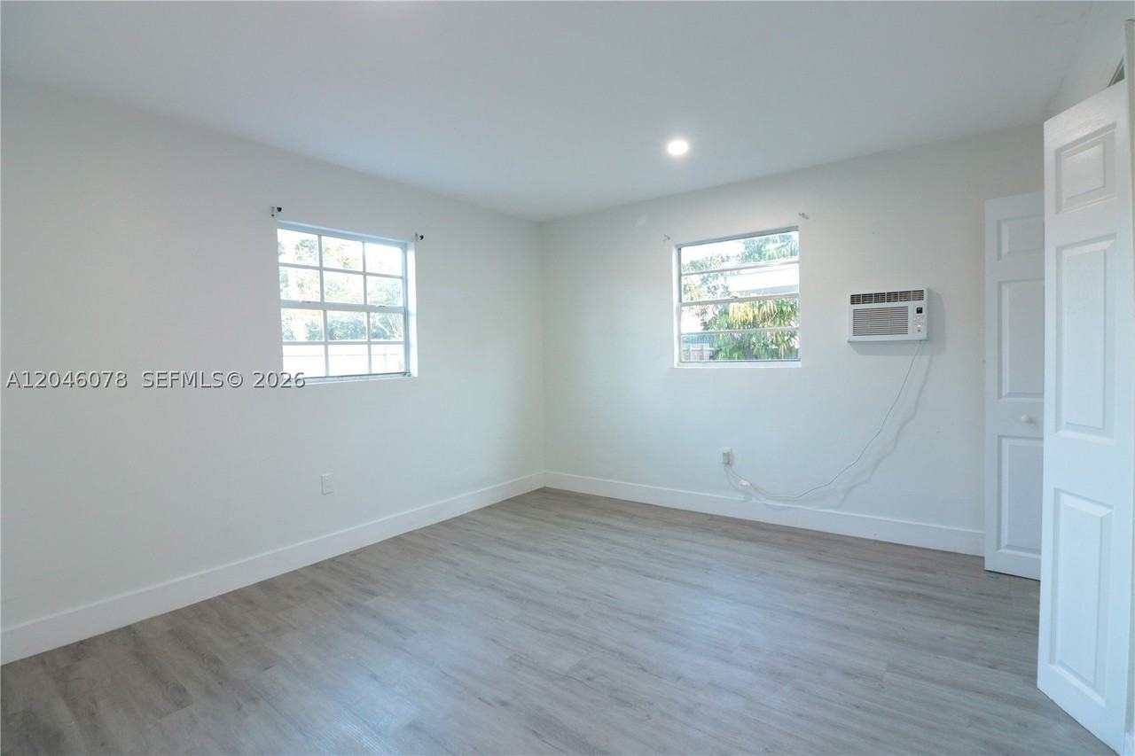 1768 Nw 112th Ter #1 - Photo 7 of 14