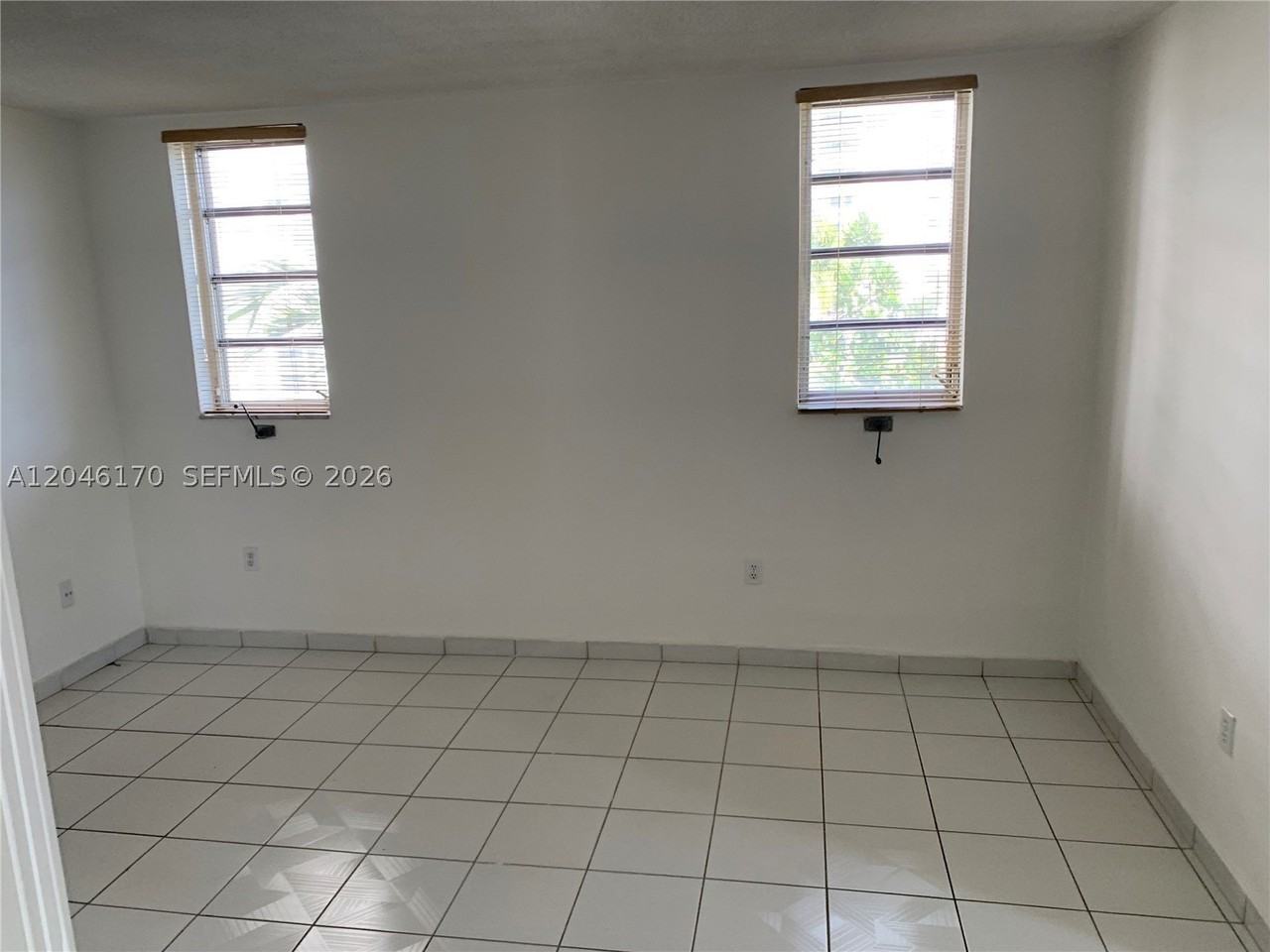 2861 Leonard Dr #F301 - Photo 5 of 19