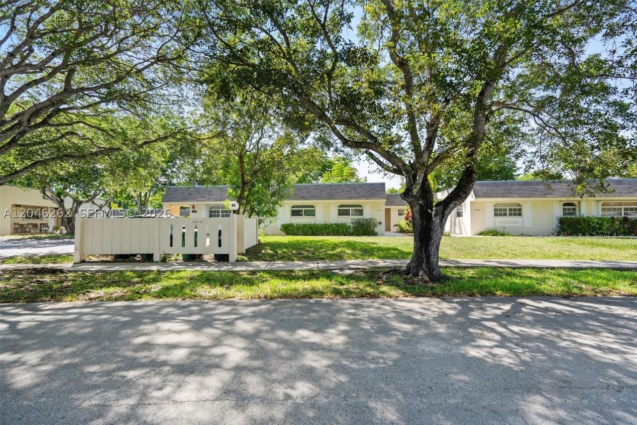 17244 Sw 112th Pl #21342 - Photo 2 of 33
