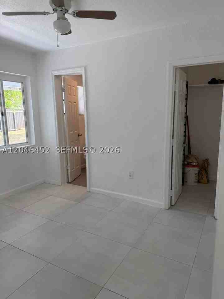 1049 Nw 95th St #A2 - Photo 2 of 3
