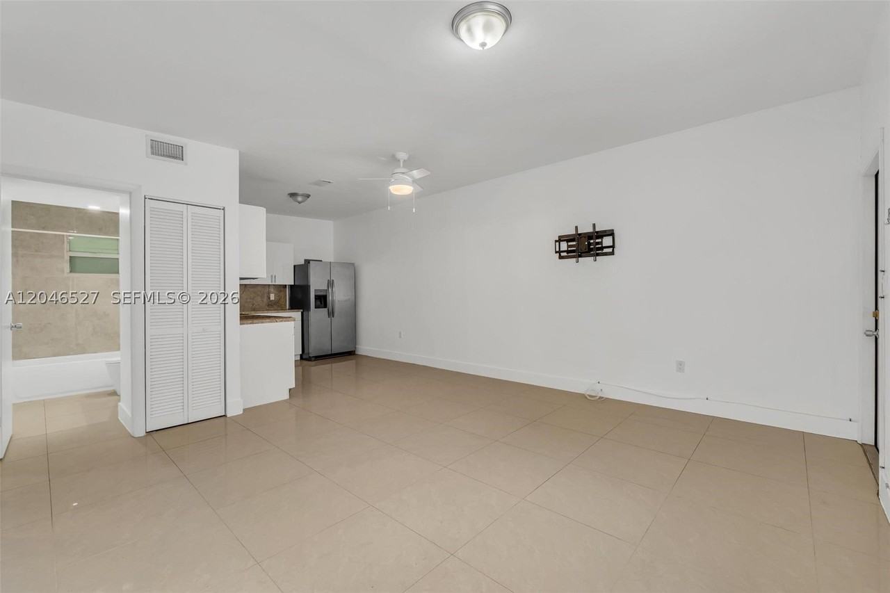 7537 Nw 3rd Ave #2 - Photo 5 of 20