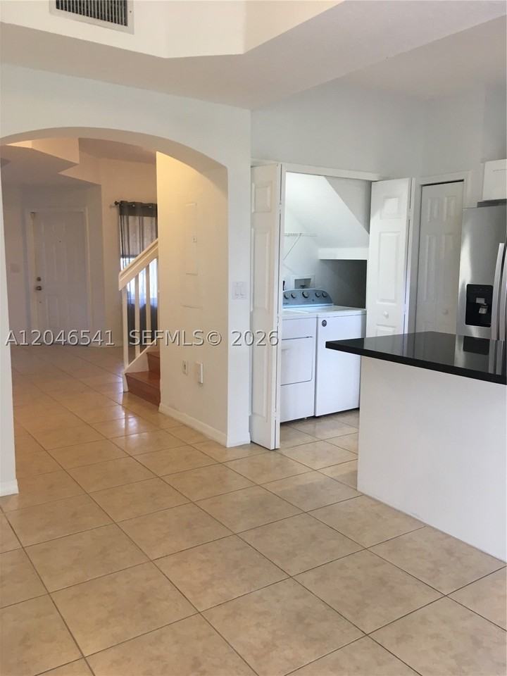 11528 Nw 60th Ter #477 - Photo 5 of 12