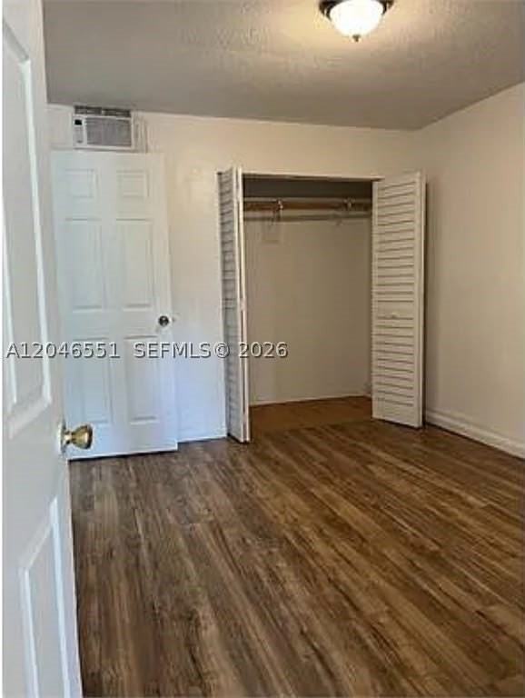 2205 Roosevelt St #2 - Photo 3 of 4