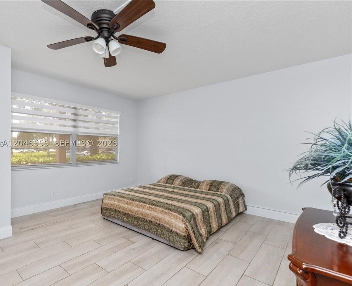 1110 Sw 125th Ave #112M - Photo 5 of 20