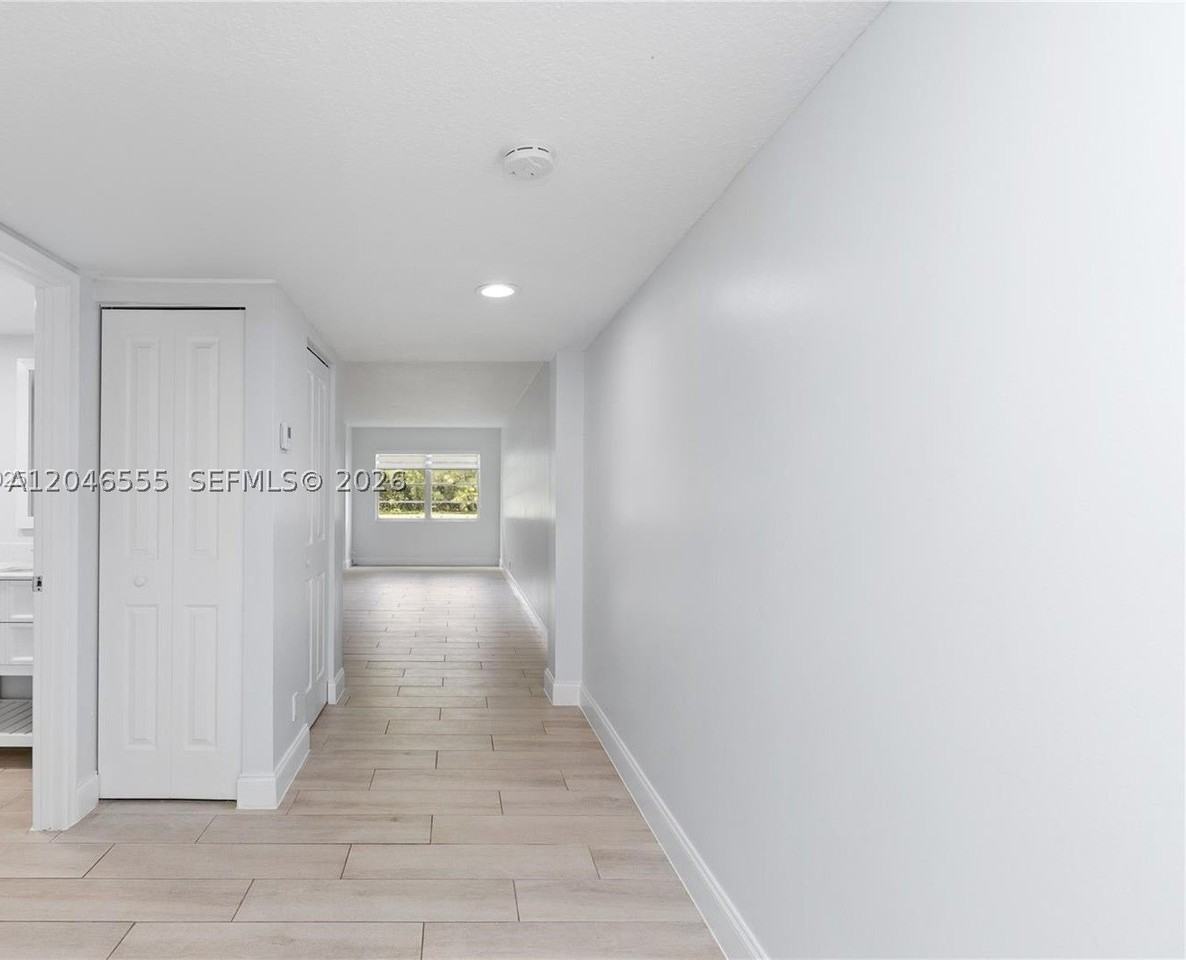 1110 Sw 125th Ave #112M - Photo 7 of 20