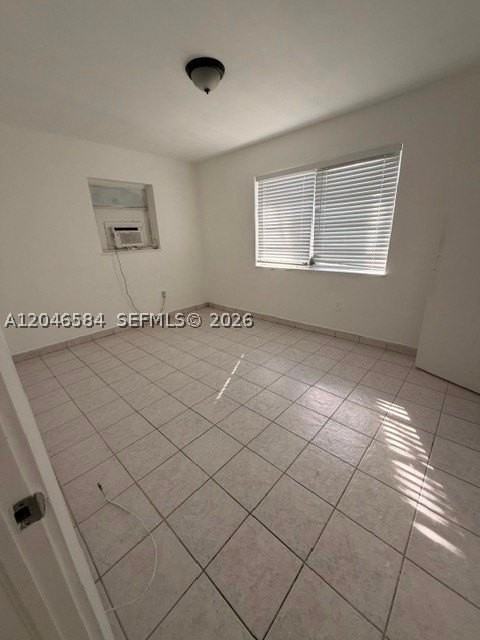 2510 Ne 181st St #1 - Photo 5 of 8