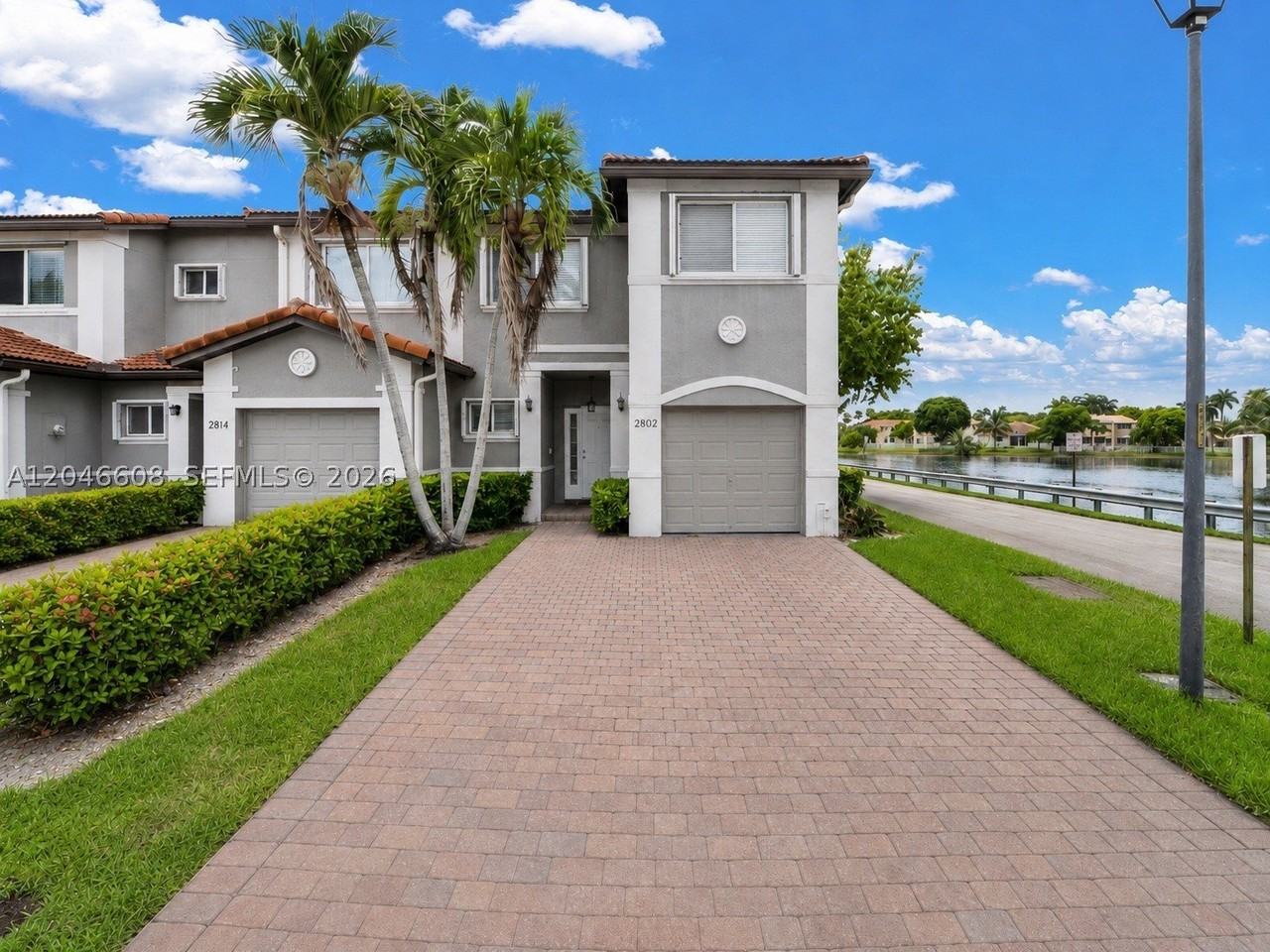 2802 Sw 128th Way #B - Photo 4 of 34