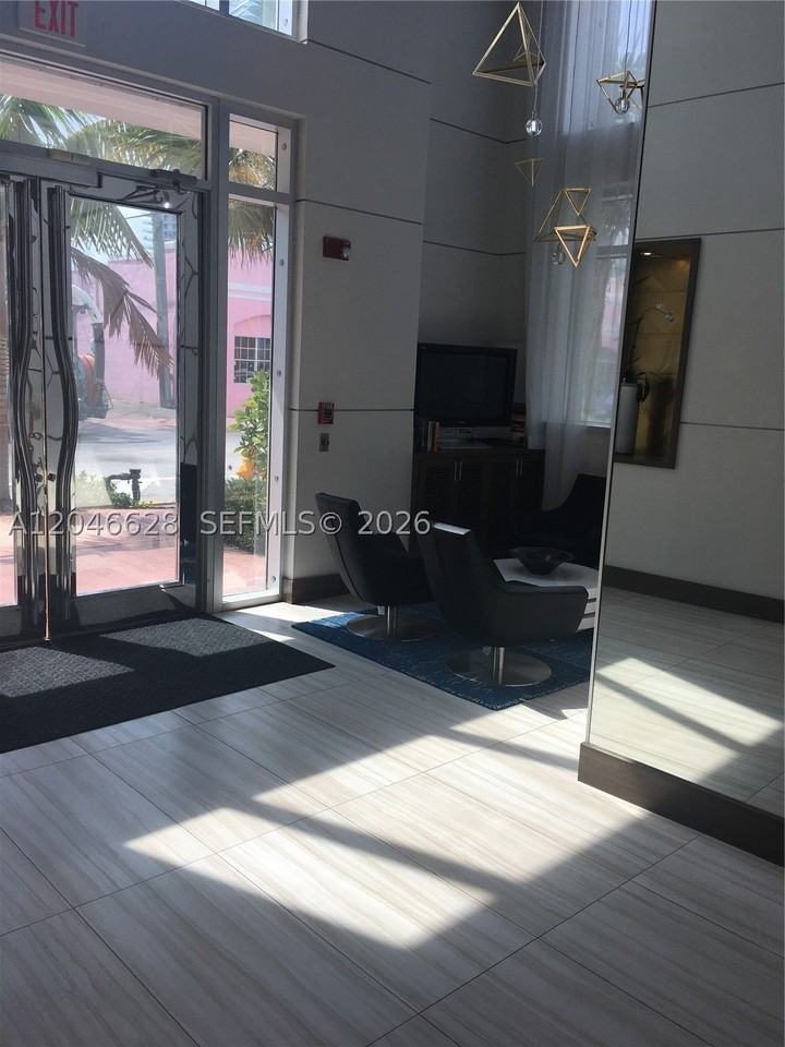 200 Ocean Dr #3C - Photo 6 of 9