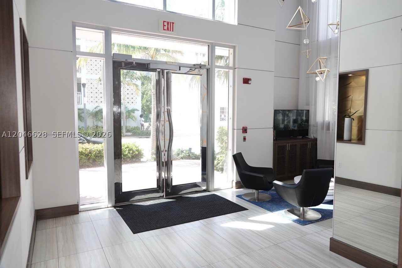 200 Ocean Dr #3C - Photo 7 of 9