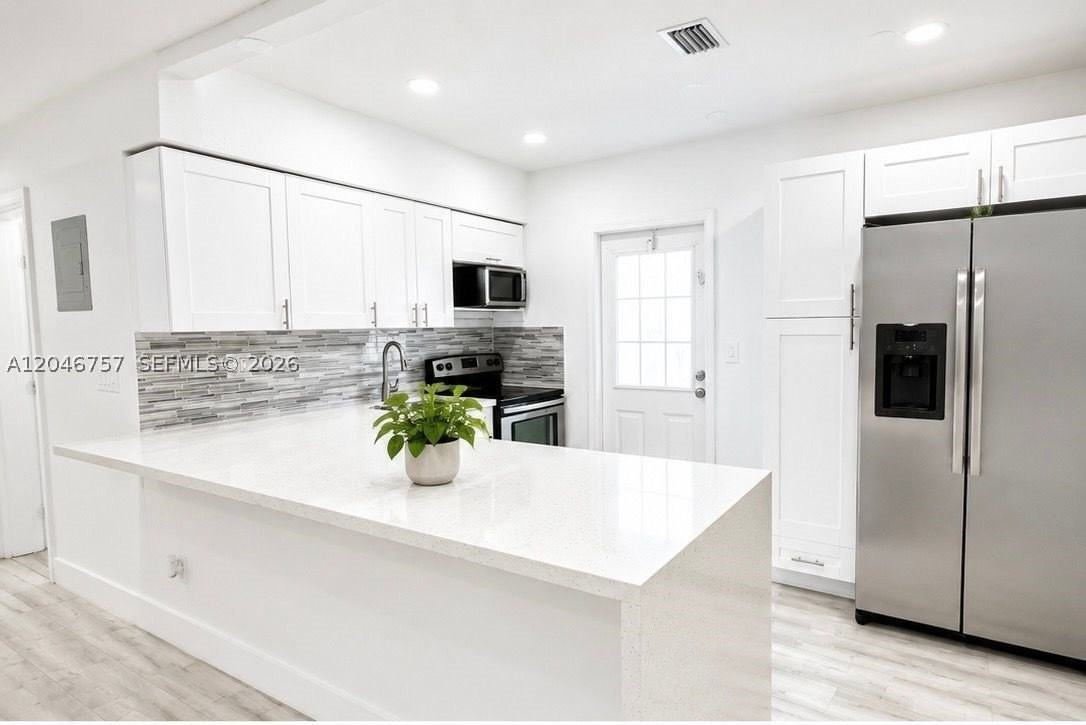 59 E 10th St #1 - Photo 5 of 13