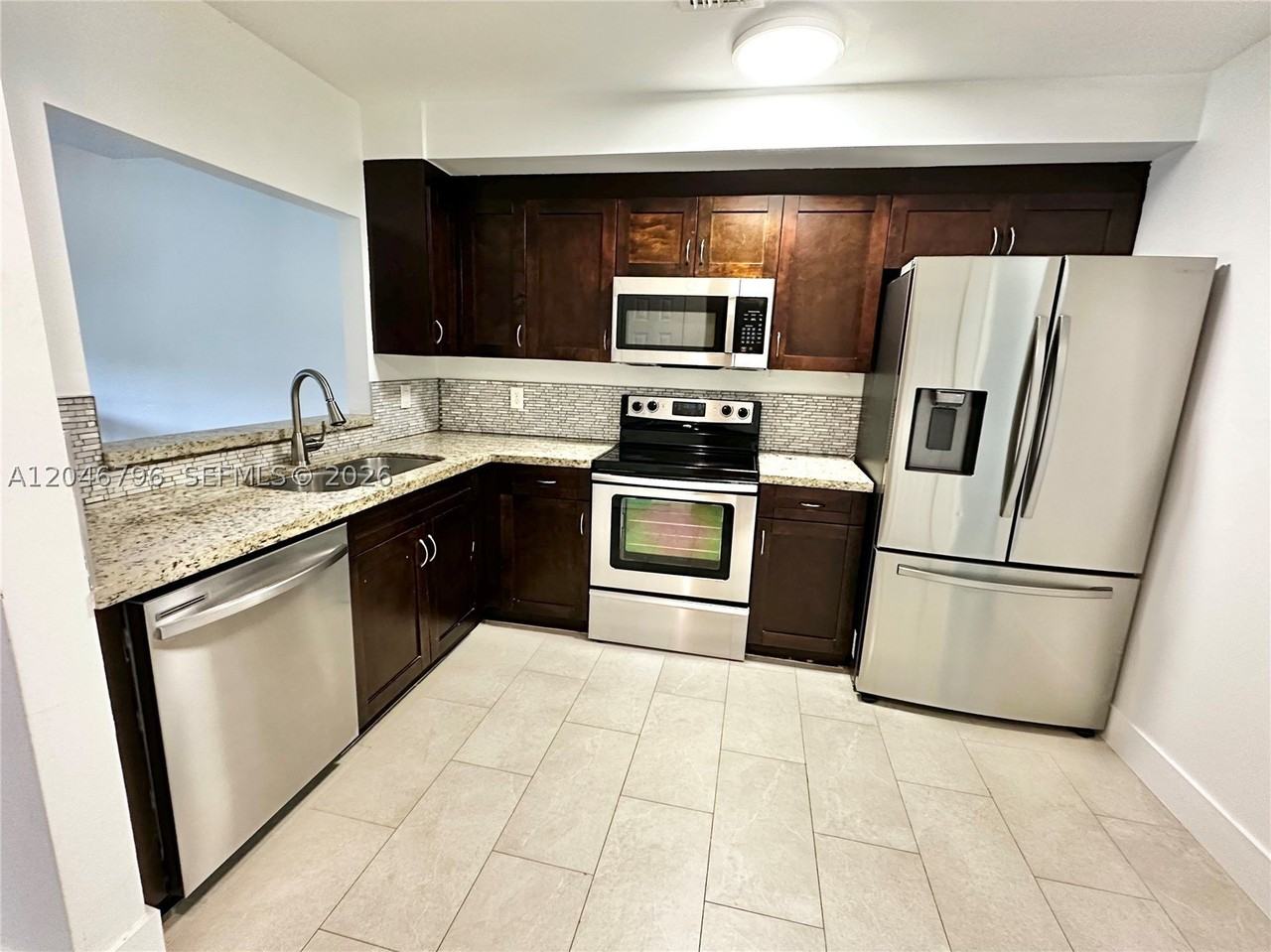 4245 S Pine Island Rd - Photo 2 of 43