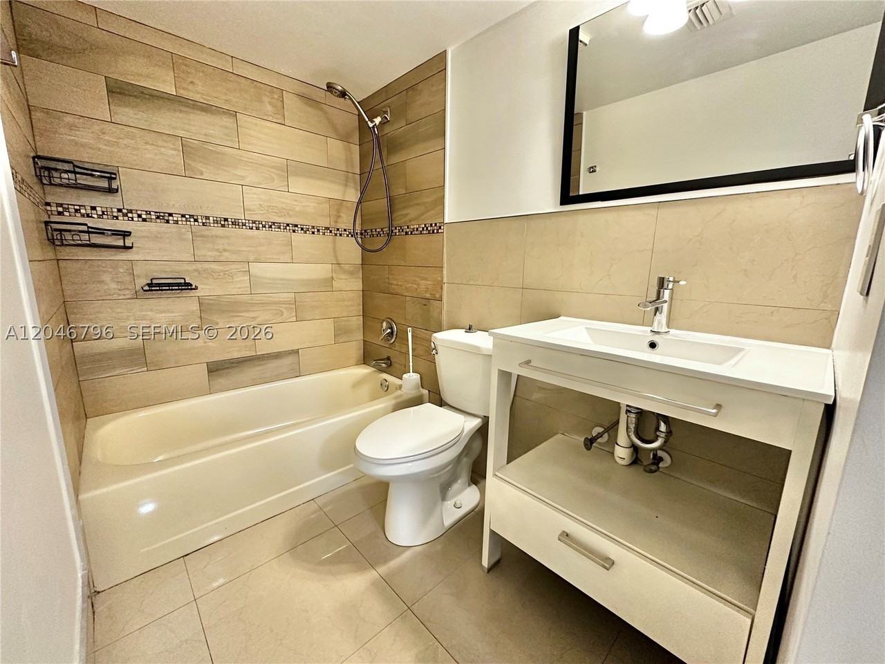 4245 S Pine Island Rd - Photo 6 of 43