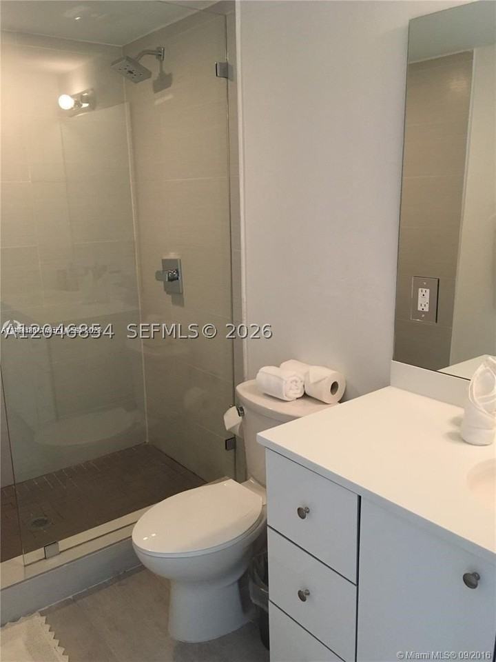 1601 Meridian Ave #110 - Photo 5 of 7