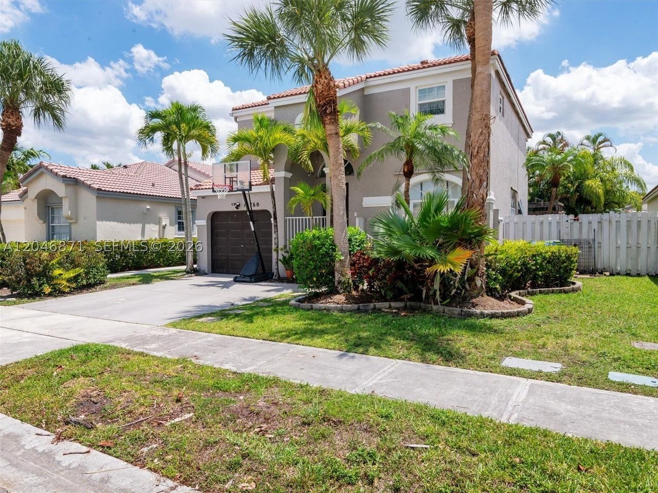 15760 Nw 16th Ct #15760 - Photo 4 of 42