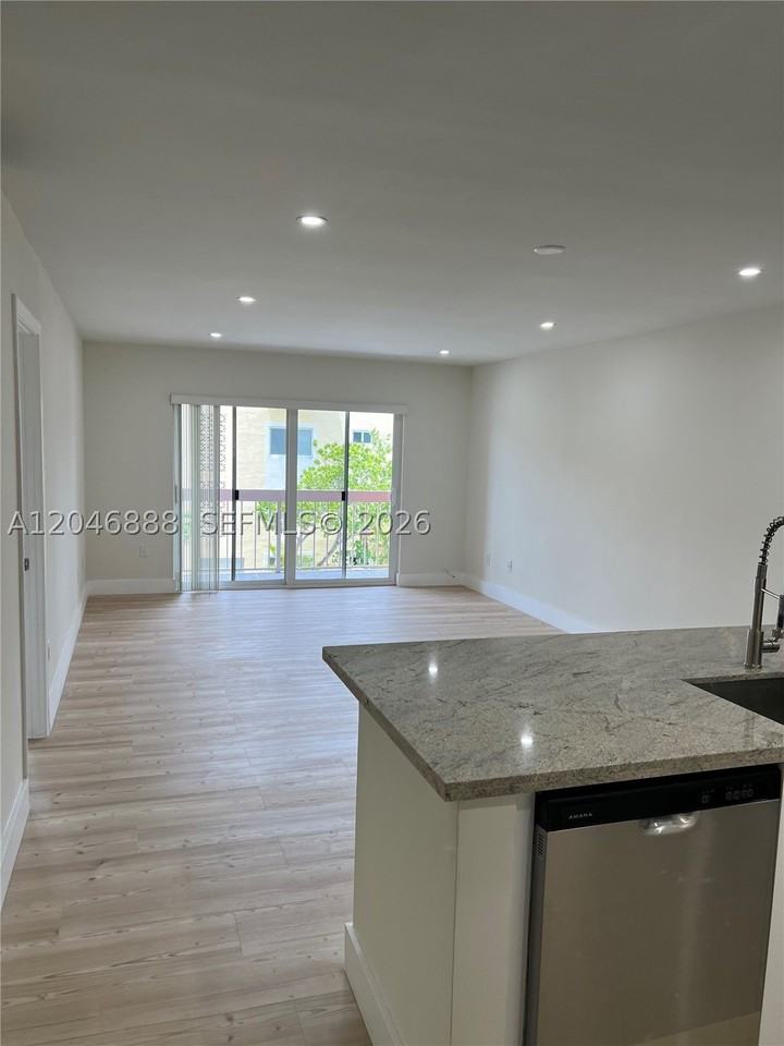 7800 Camino Real #H307 - Photo 3 of 10