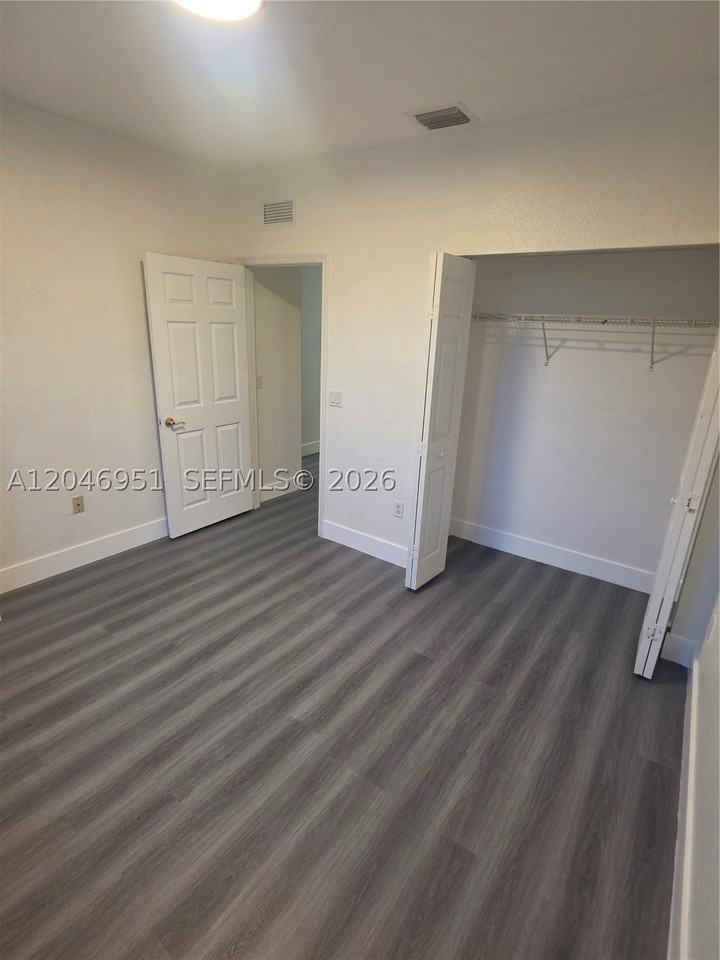 2532 Sw 85th Ter #102 - Photo 6 of 20