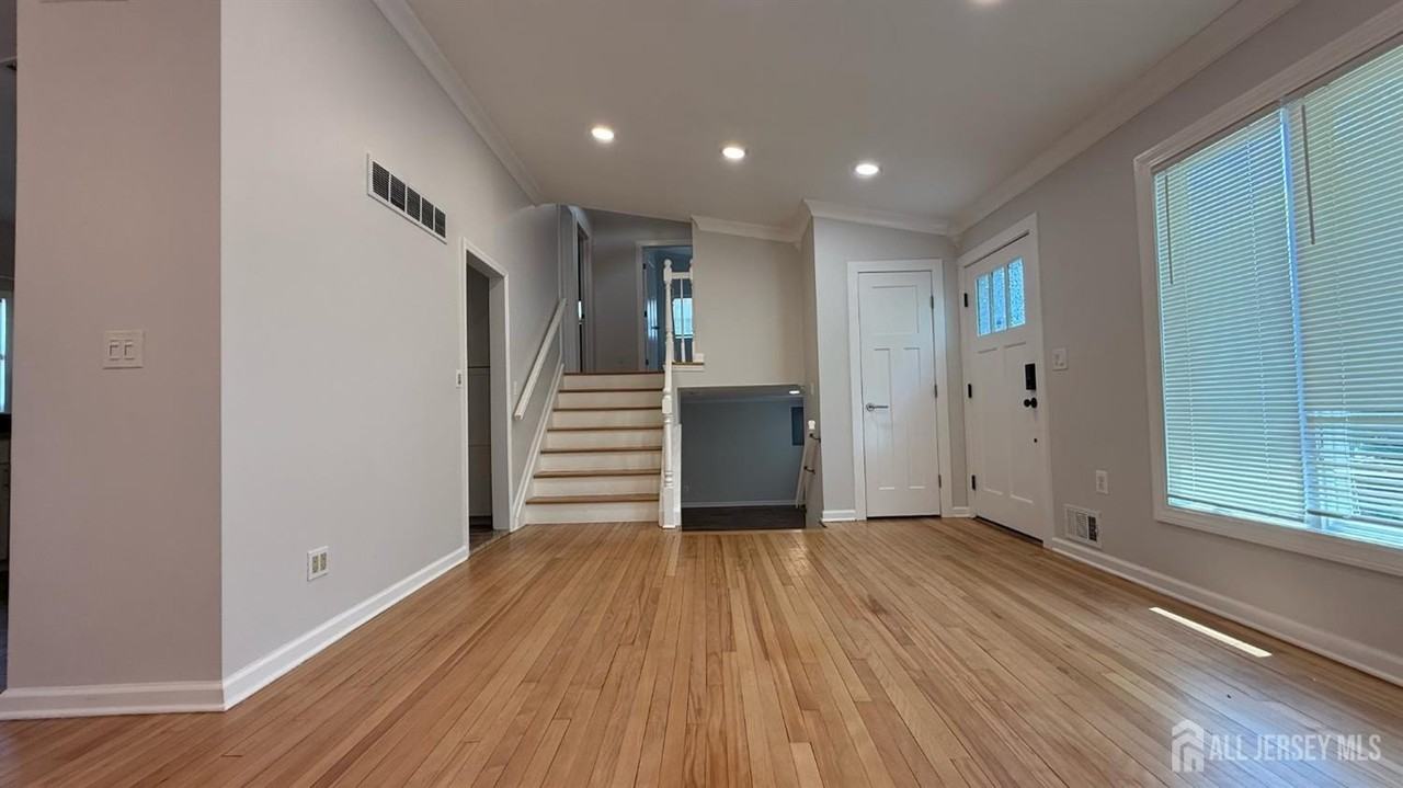 56 Grace Dr - Photo 3 of 23