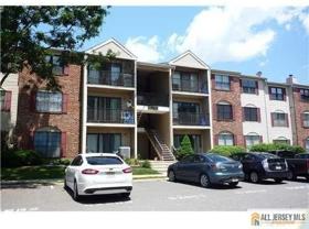 388 Lancaster Ct - Photo 1 of 1