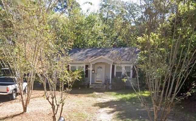 401 Highland St - Photo 2 of 22
