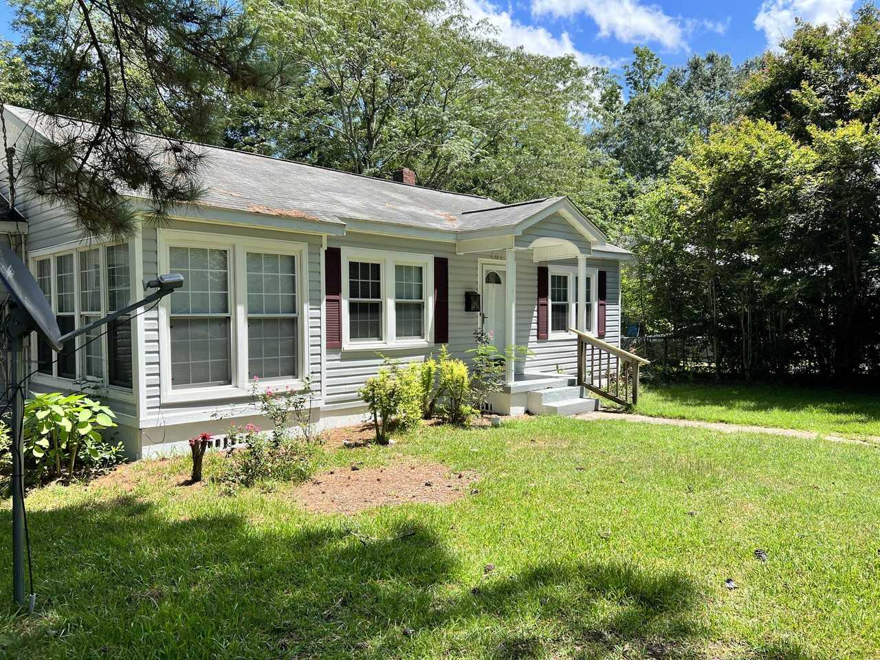 401 Highland St - Photo 3 of 22