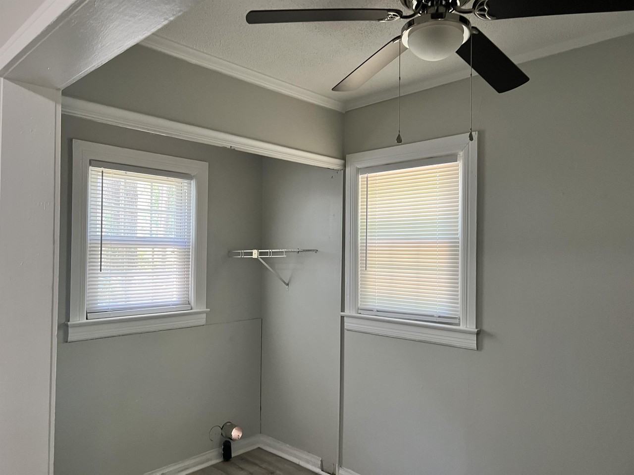 401 Highland St - Photo 6 of 22
