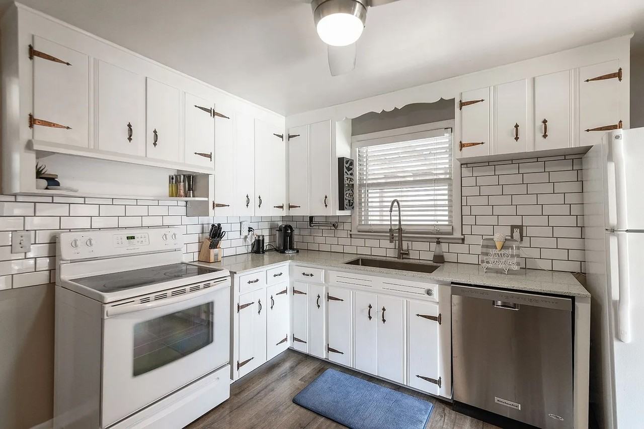 4117 Edwards Ave #1 - Photo 5 of 10