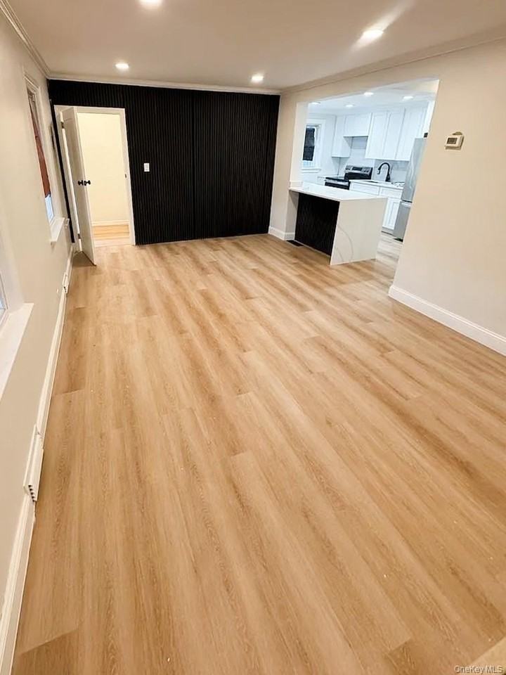 11724 240th St - Photo 3 of 8