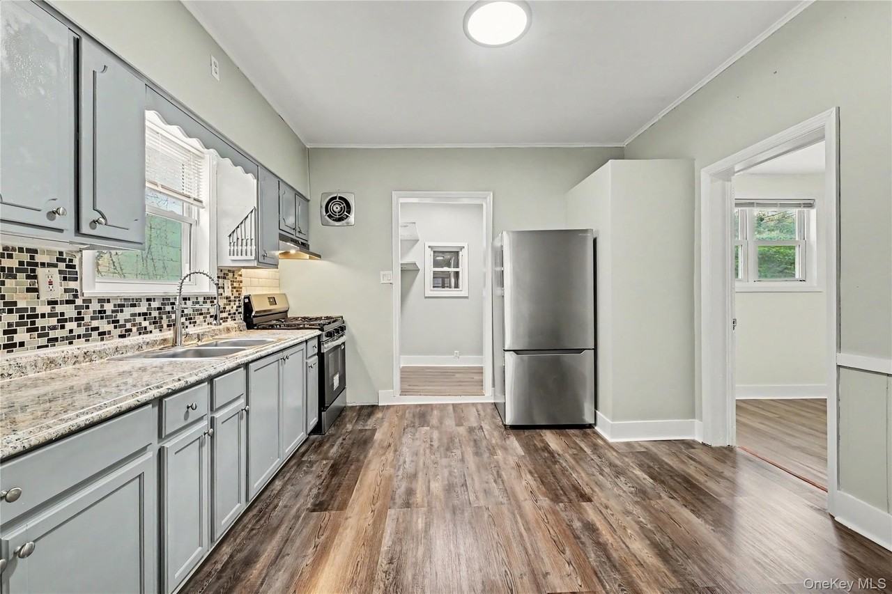 52 Claremont Pl #1 - Photo 7 of 20