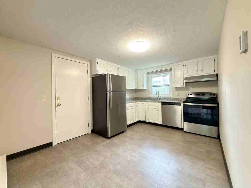 1 Annaberry Ln #1A - Photo 5 of 25