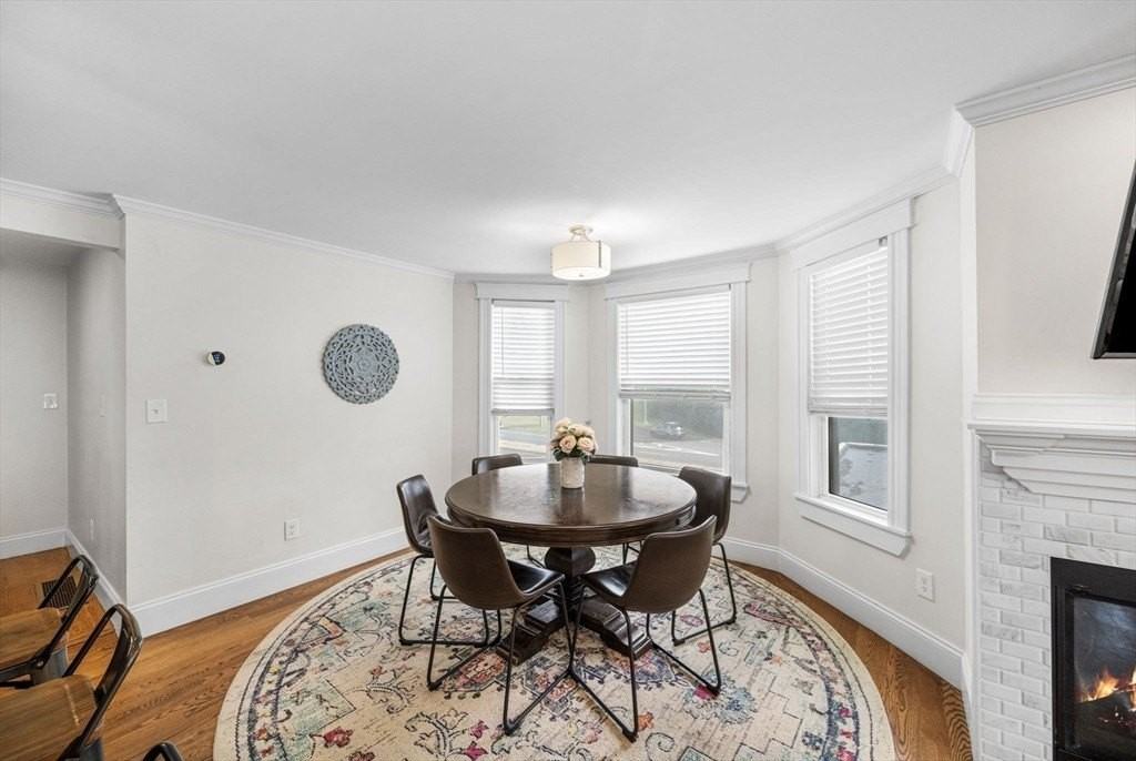 114 Moreland St #1 - Photo 5 of 18