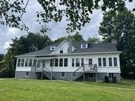 featured image of 18 The Clearing St #1