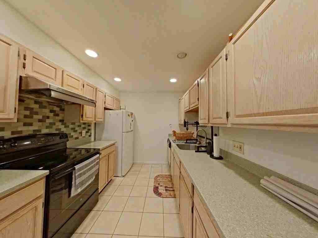 85 E Squantum St #11 - Photo 4 of 19