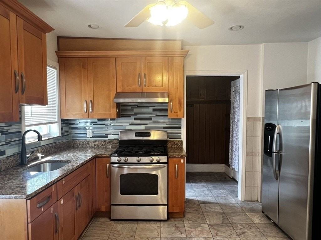 46 Brook St #SF - Photo 3 of 17