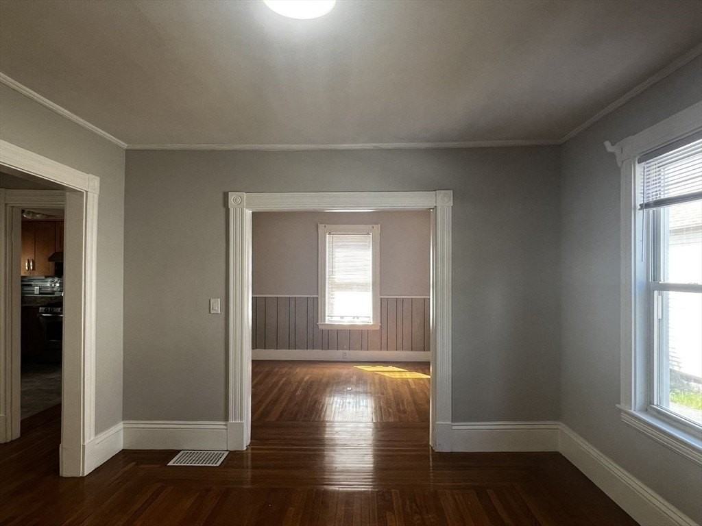 46 Brook St #SF - Photo 7 of 17