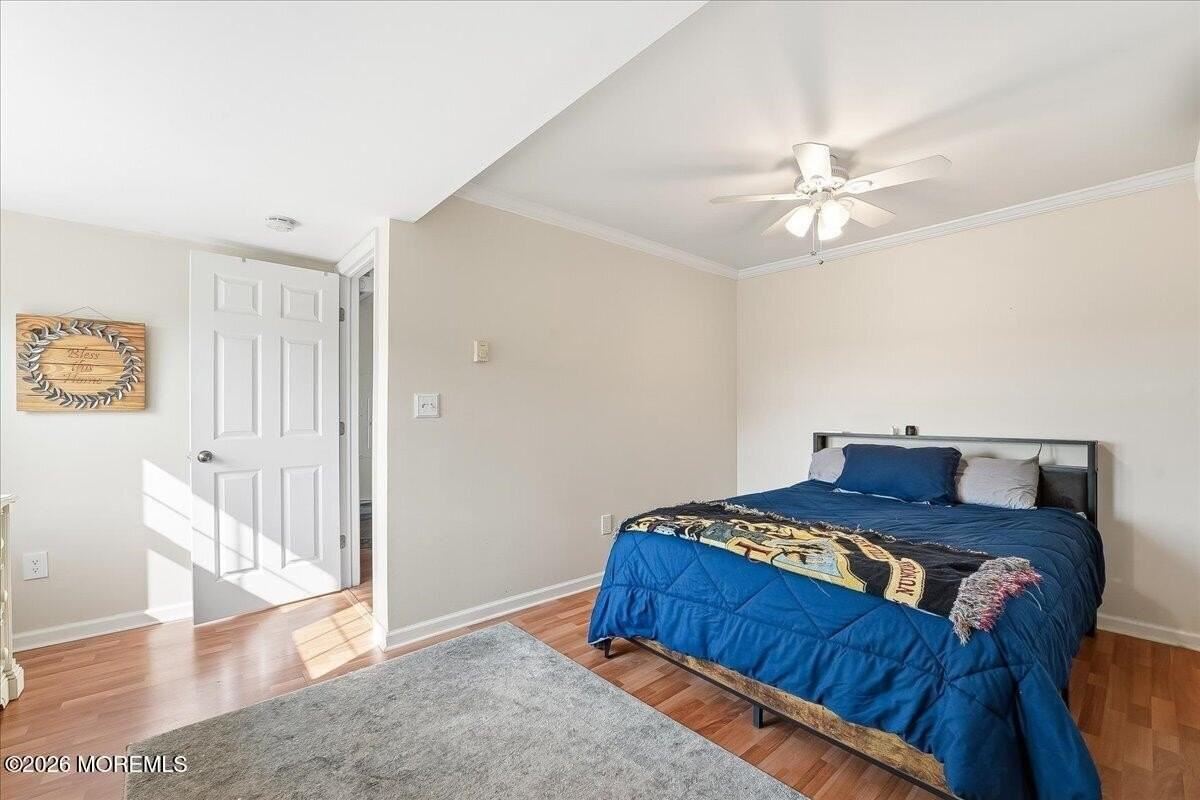54 Main St - Photo 4 of 28