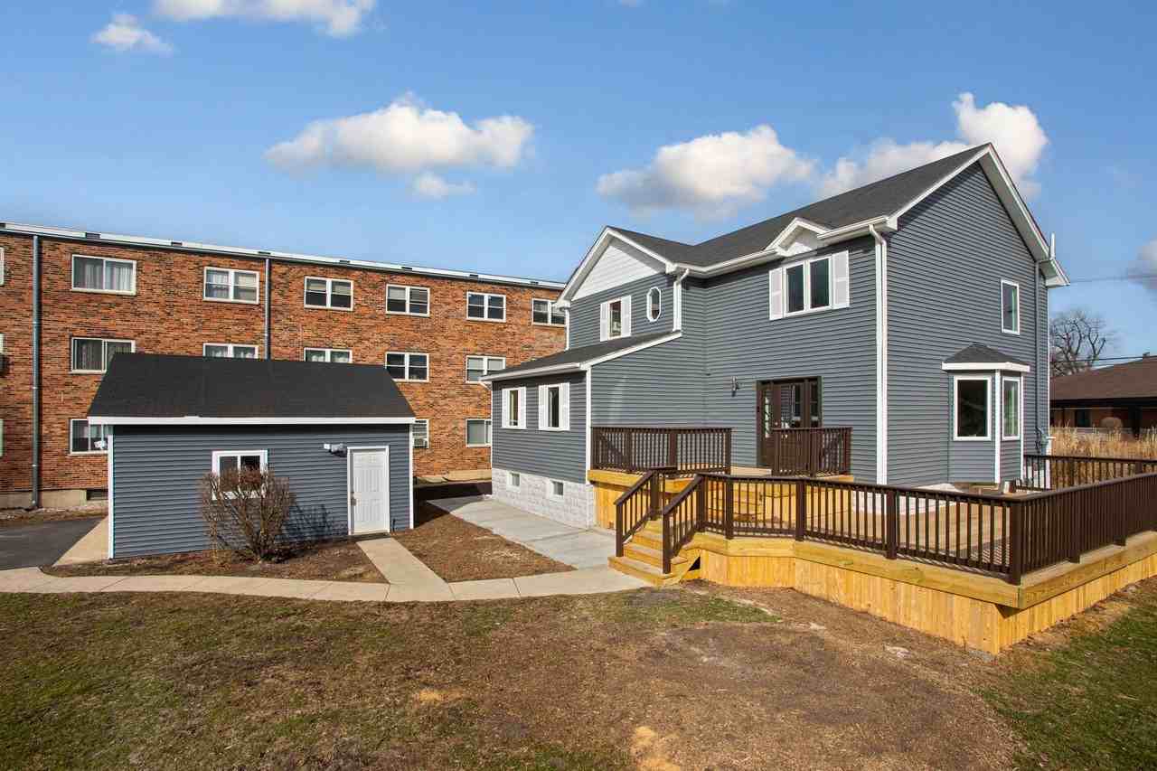 606 S York St - Photo 3 of 43