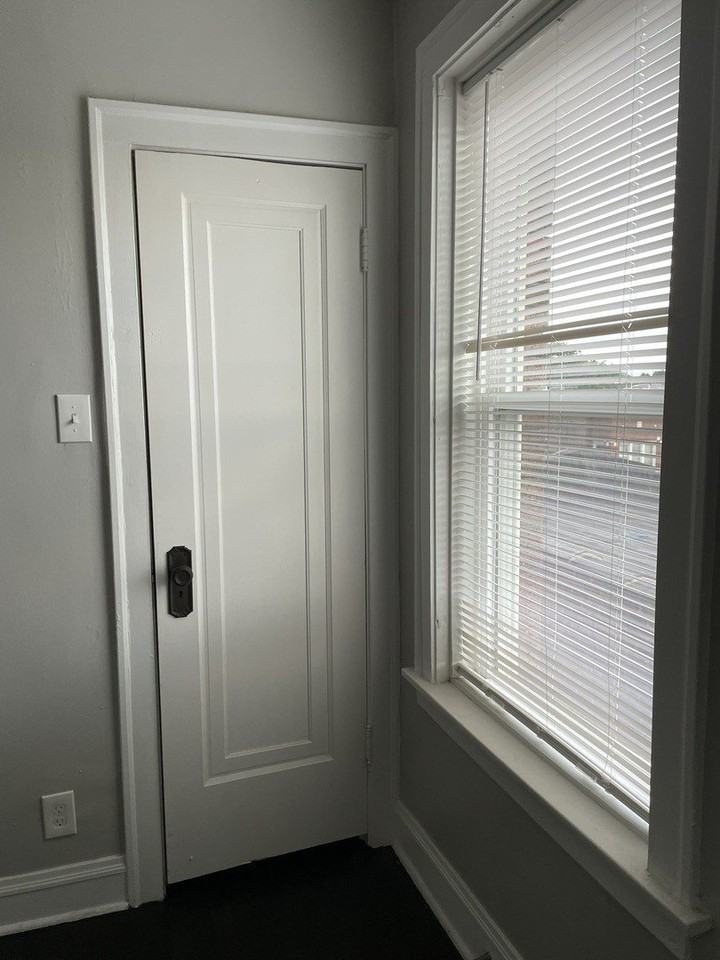 7922 S Marshfield Ave #3F - Photo 2 of 10