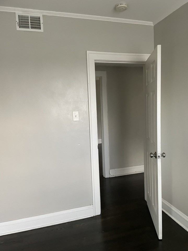 7922 S Marshfield Ave #3F - Photo 3 of 10