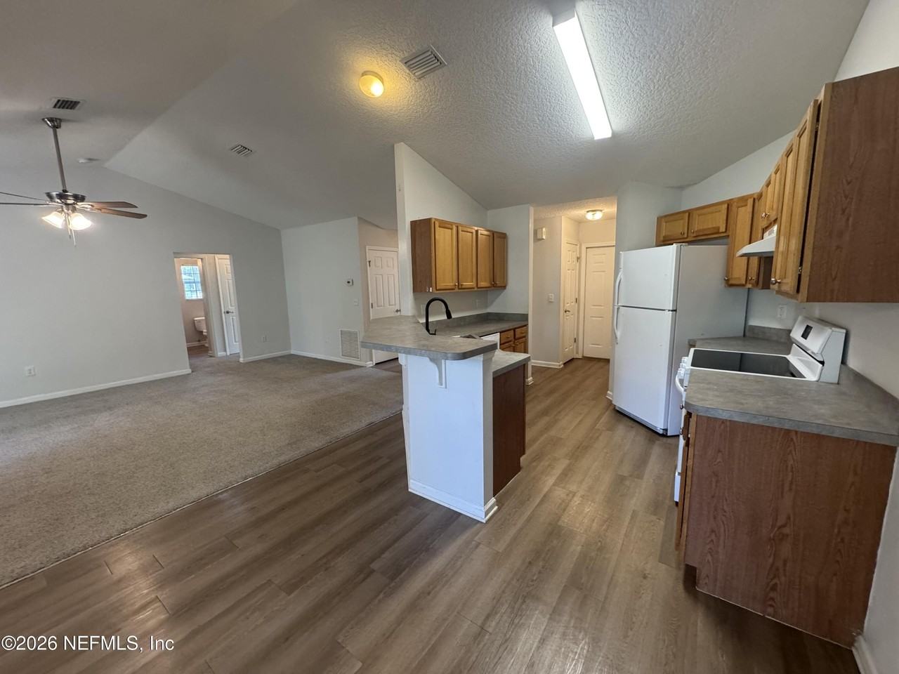 130 Harwillu St - Photo 5 of 19