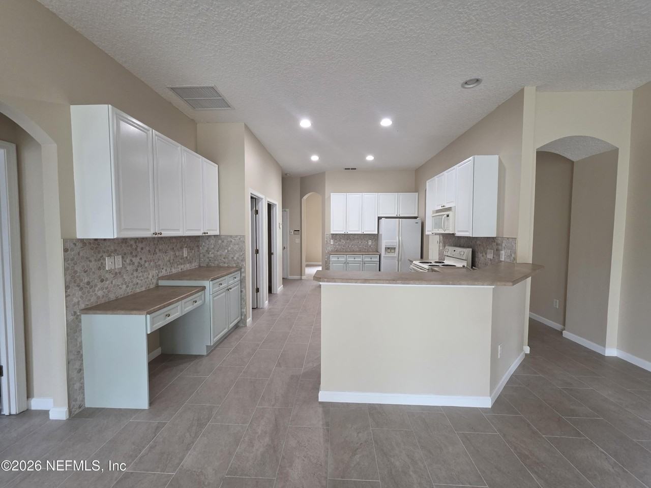 739 Wakemont Dr - Photo 7 of 49