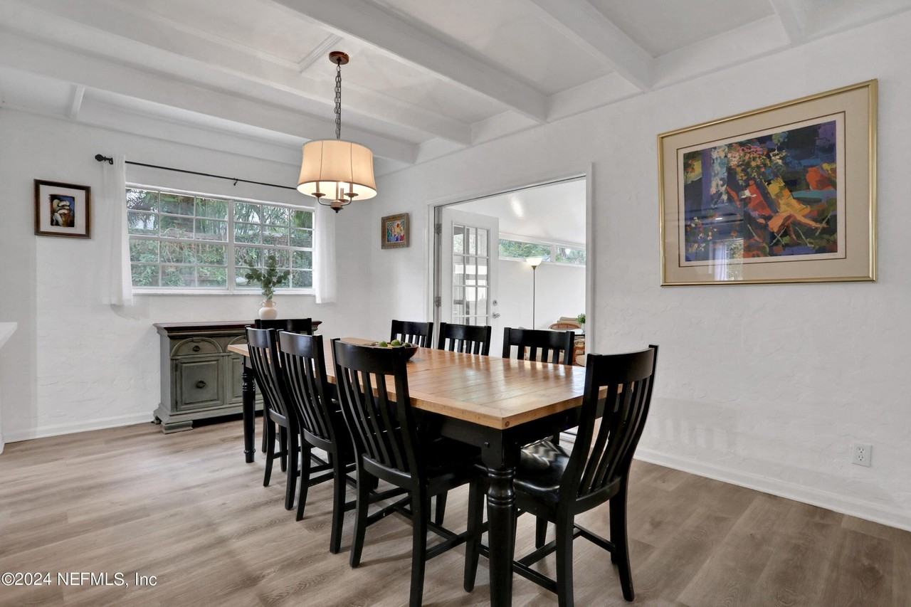 29 Nelmar Ave - Photo 5 of 50