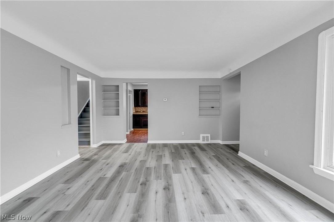 15205 Judson Dr - Photo 4 of 26