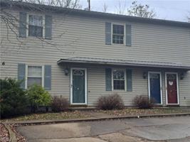 featured image of 6 Sunrise Dr #E