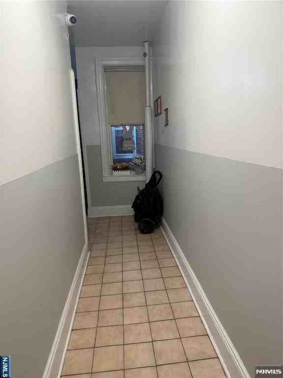 322 Anderson Ave - Photo 3 of 11