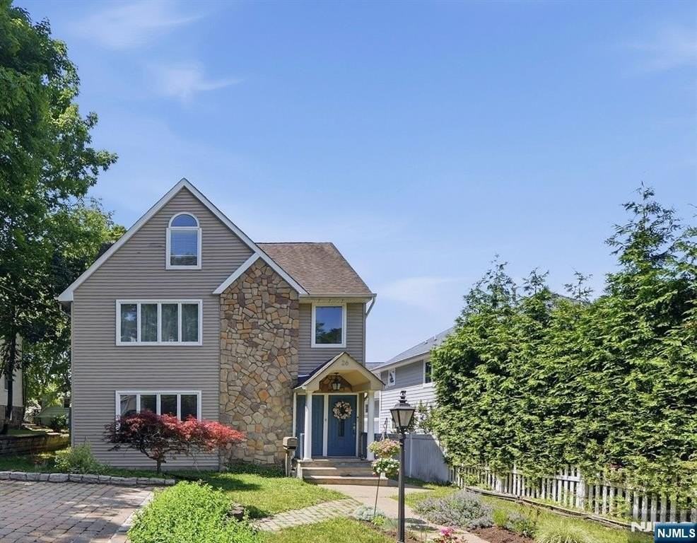 26 Hillside Ave #A - Photo 2 of 34