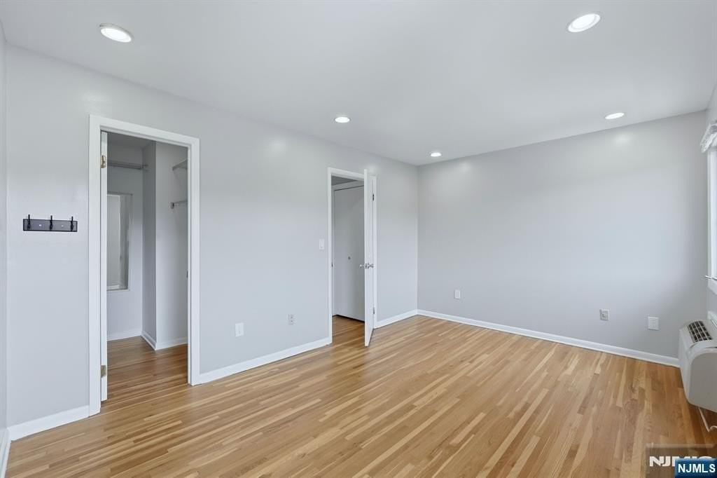 1 Coles Ave #1C - Photo 7 of 15