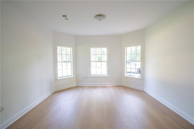 902 E Hanson Ave - Photo 2 of 8