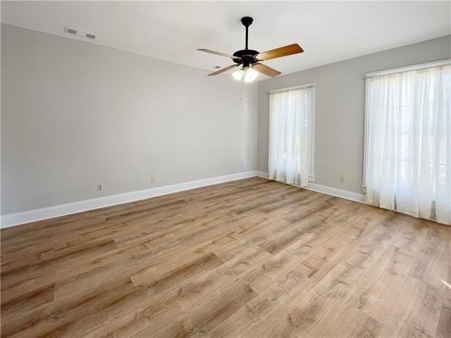 1240 Pleasant St - Photo 2 of 11